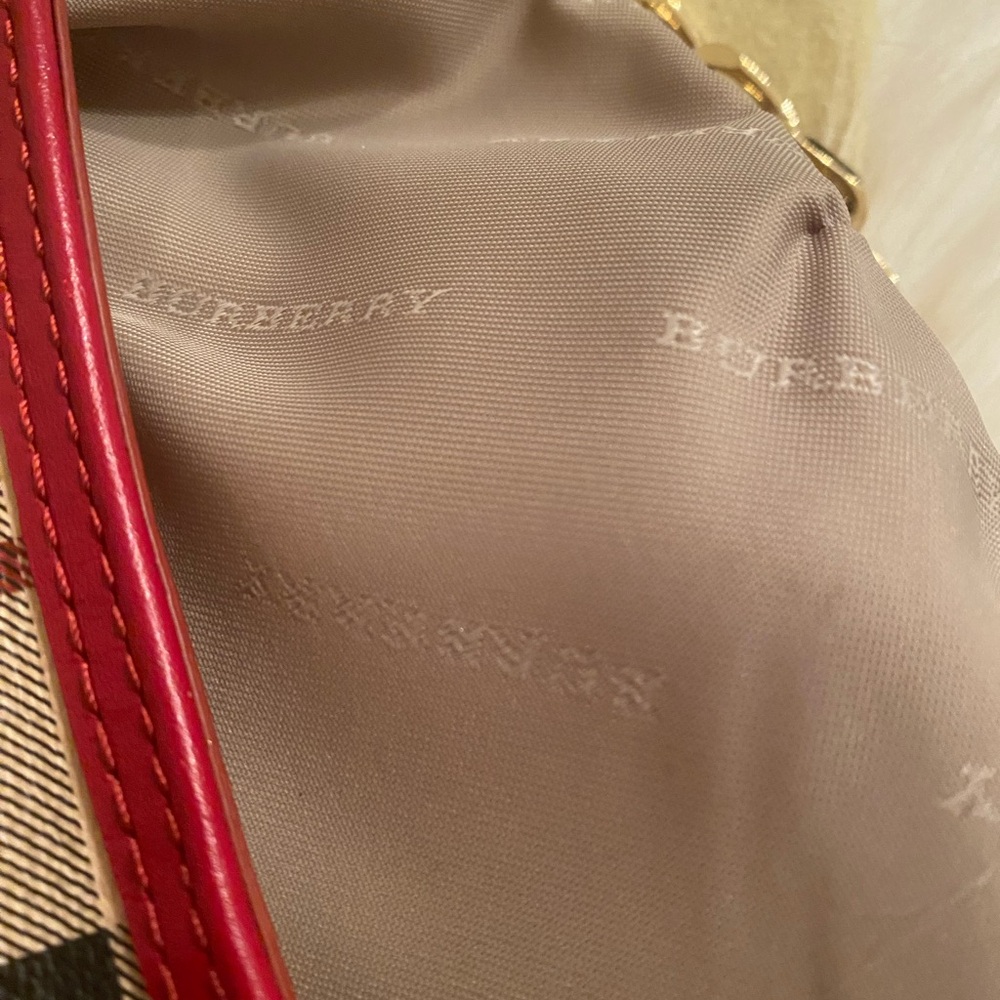 Burberry Haymaker Wristlet w/ Gold Chain COA - Picture 5 of 11
